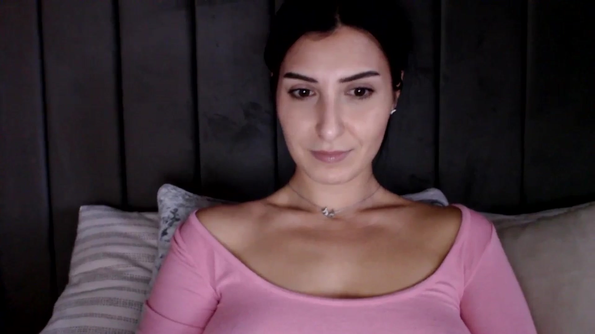 Gallery image thumbnail from LavIson's myfreecams stream on, 02/07/2025, 14:49 image 11 of 20