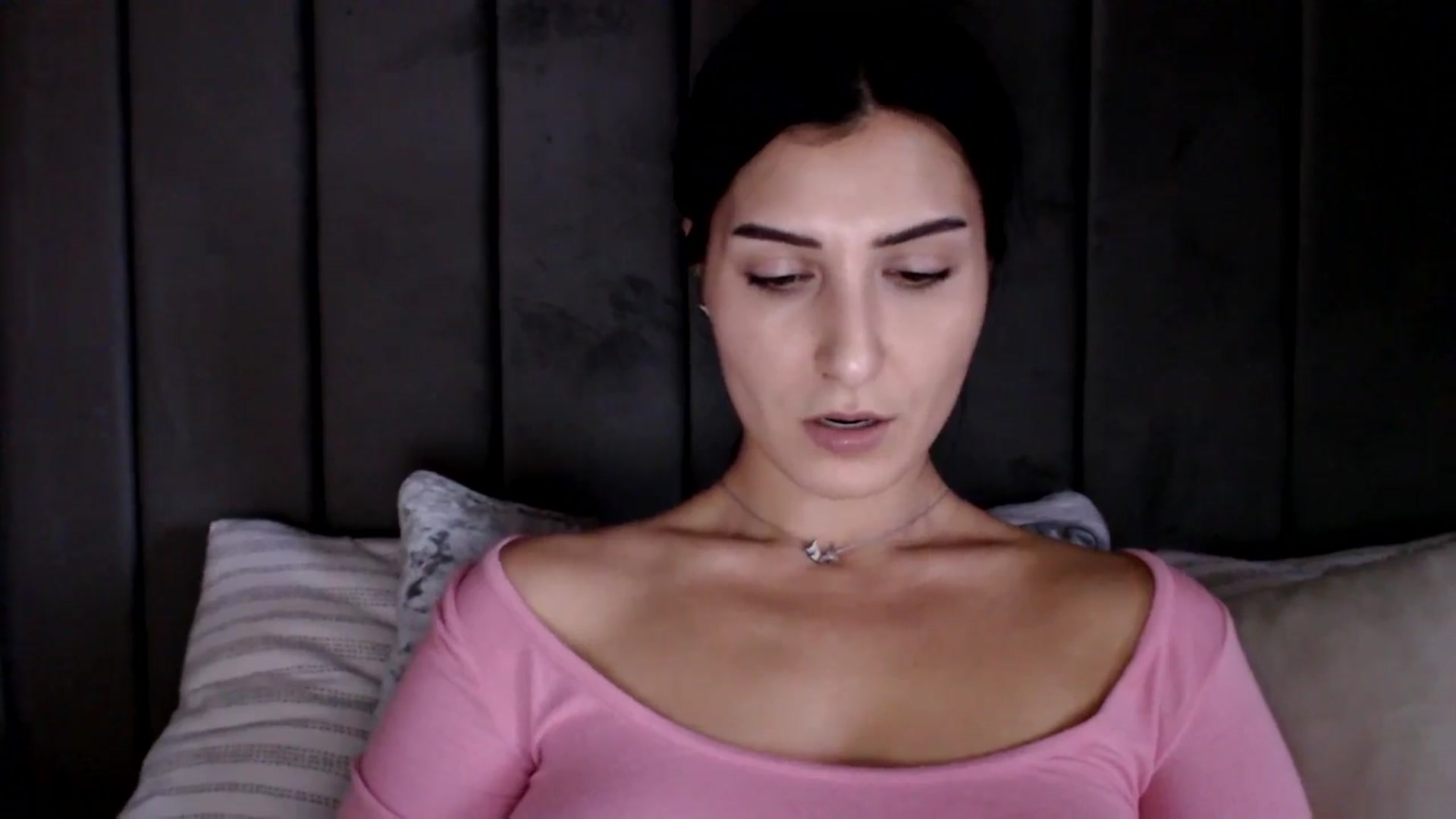 Gallery image thumbnail from LavIson's myfreecams stream on, 02/07/2025, 14:49 image 14 of 20