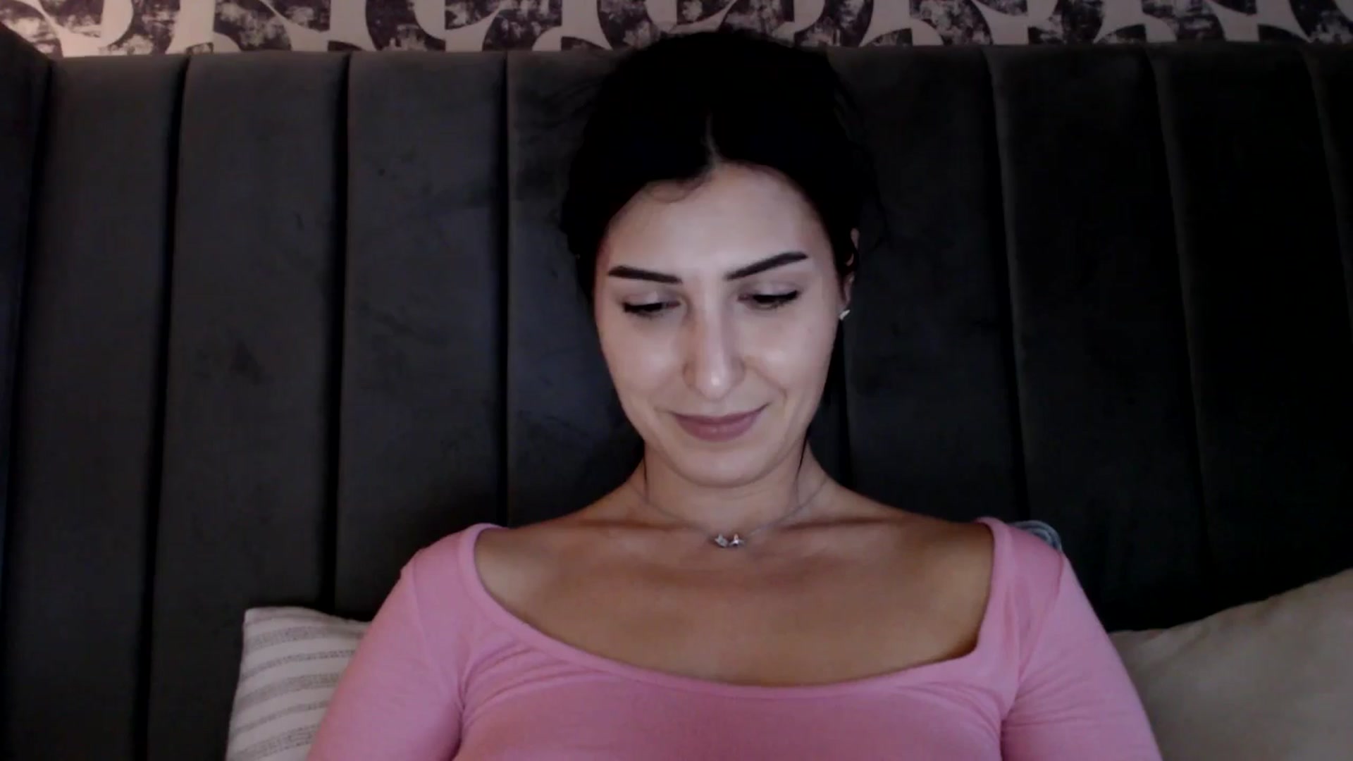 Gallery image thumbnail from LavIson's myfreecams stream on, 02/07/2025, 15:53 image 3 of 20