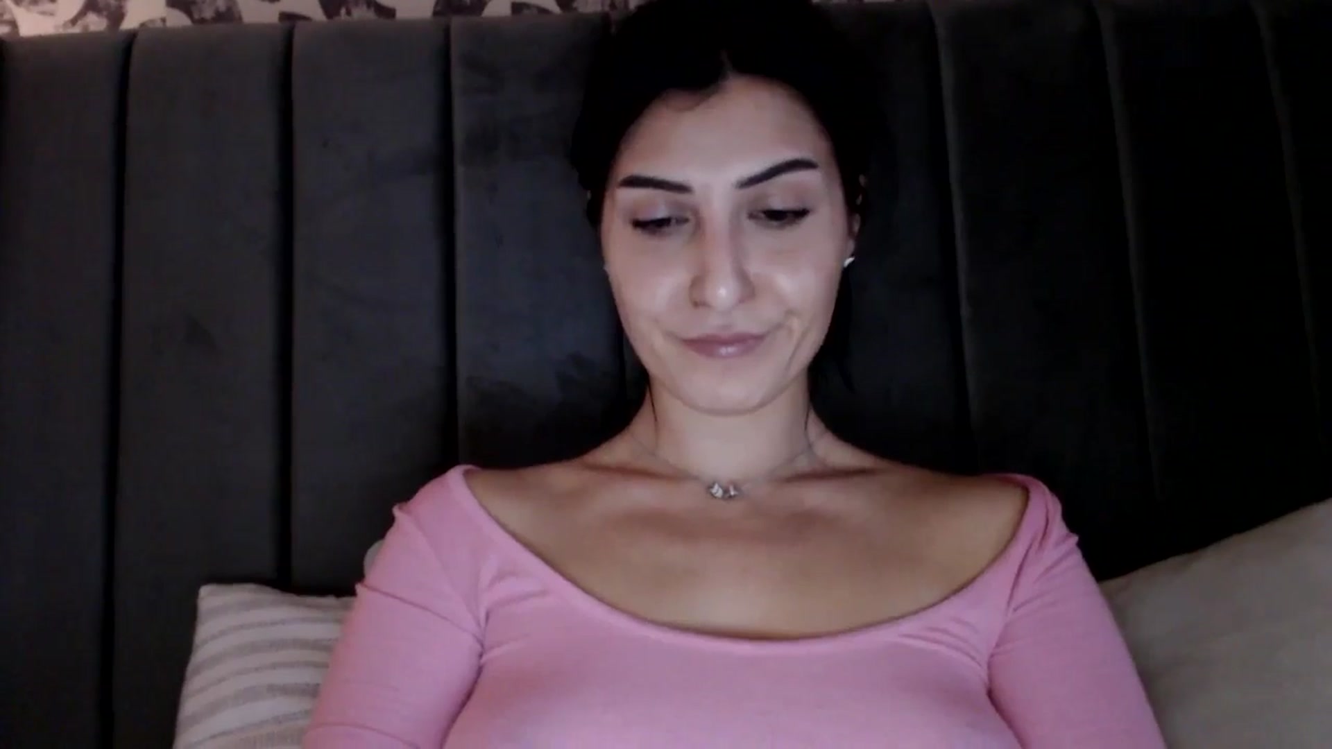 Gallery image thumbnail from LavIson's myfreecams stream on, 02/07/2025, 15:53 image 18 of 20