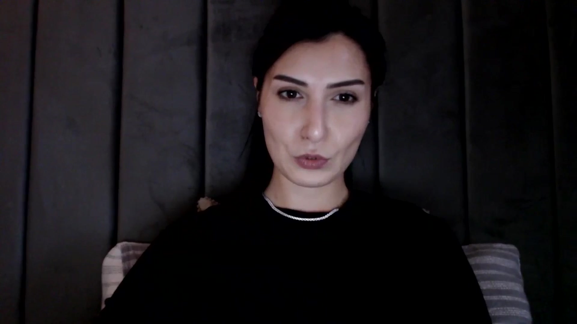 Gallery image thumbnail from LavIson's myfreecams stream on, 02/10/2025, 11:07 image 12 of 20