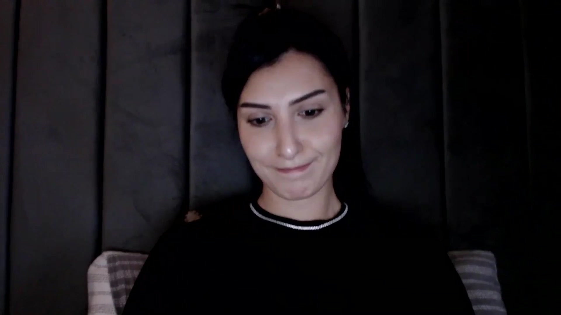 Gallery image thumbnail from LavIson's myfreecams stream on, 02/10/2025, 11:07 image 3 of 20