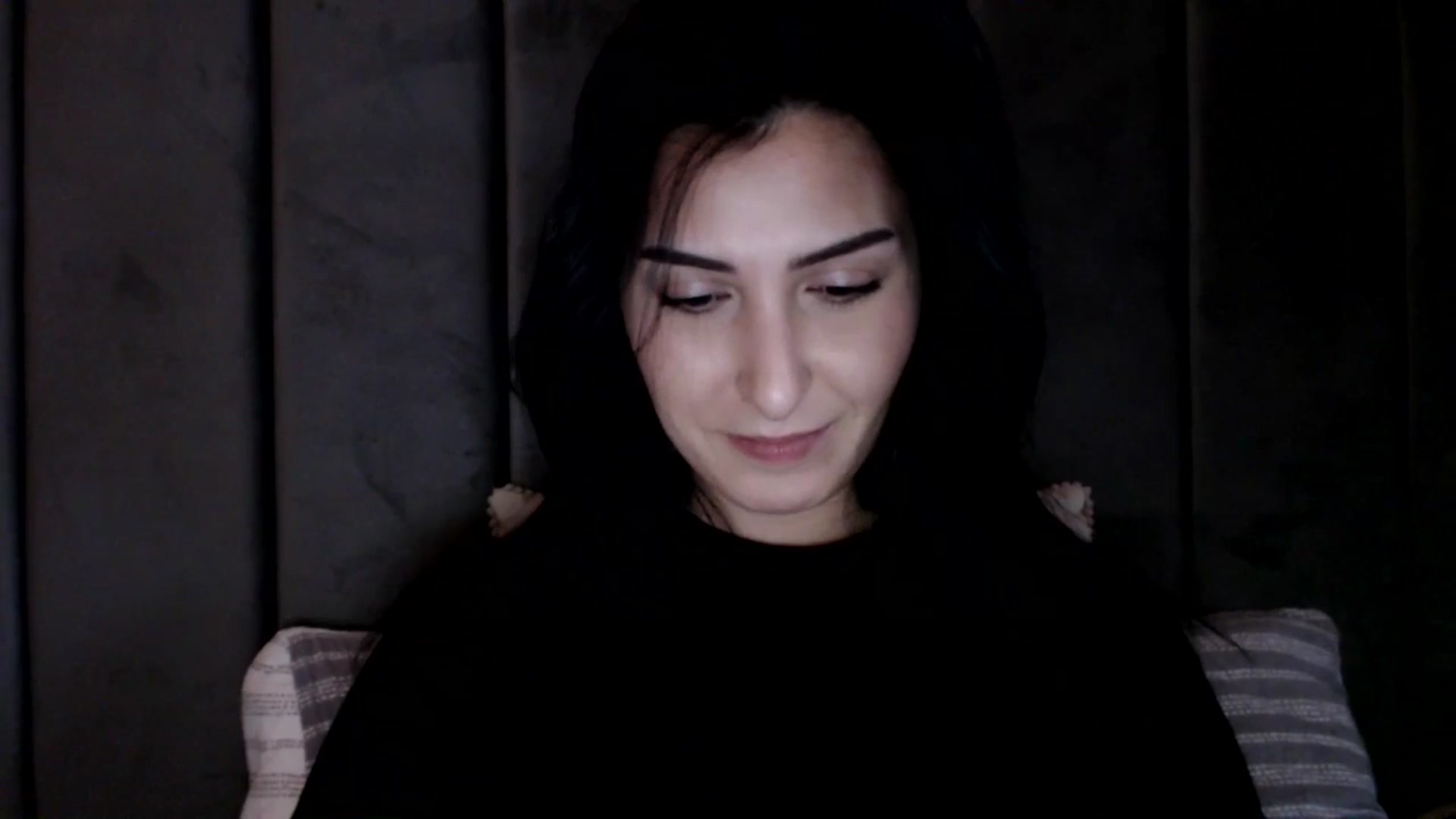 Gallery image thumbnail from LavIson's myfreecams stream on, 02/10/2025, 11:48 image 6 of 20