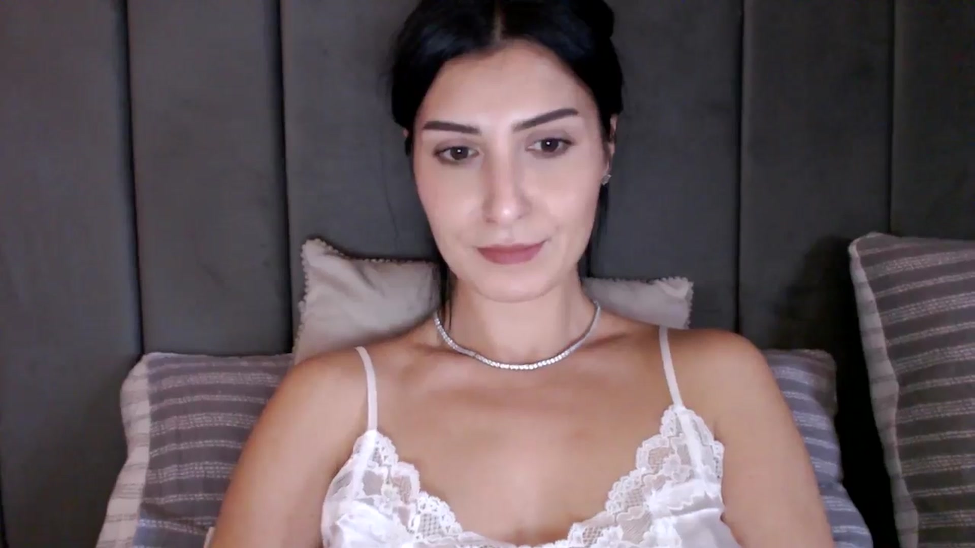 Gallery image thumbnail from LavIson's myfreecams stream on, 02/10/2025, 12:37 image 17 of 20