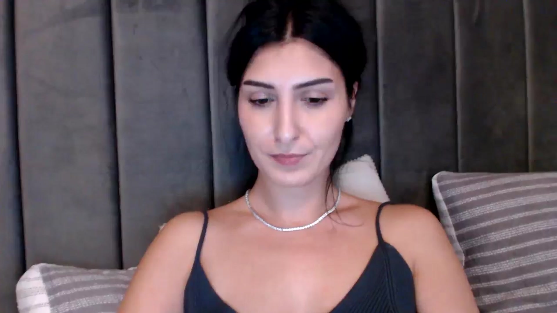 Gallery image thumbnail from LavIson's myfreecams stream on, 02/10/2025, 16:20 image 2 of 20