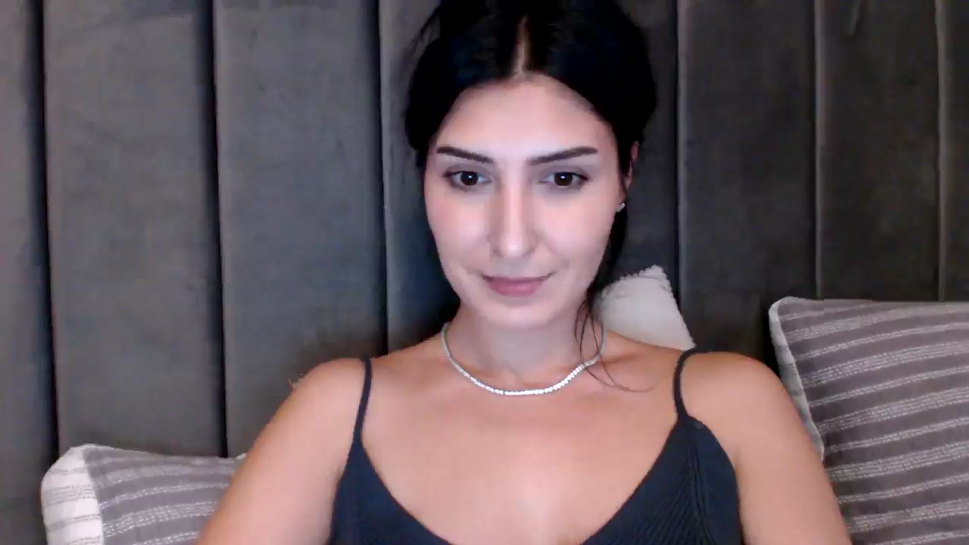 Gallery image thumbnail from LavIson's myfreecams stream on, 02/10/2025, 16:20 image 3 of 20