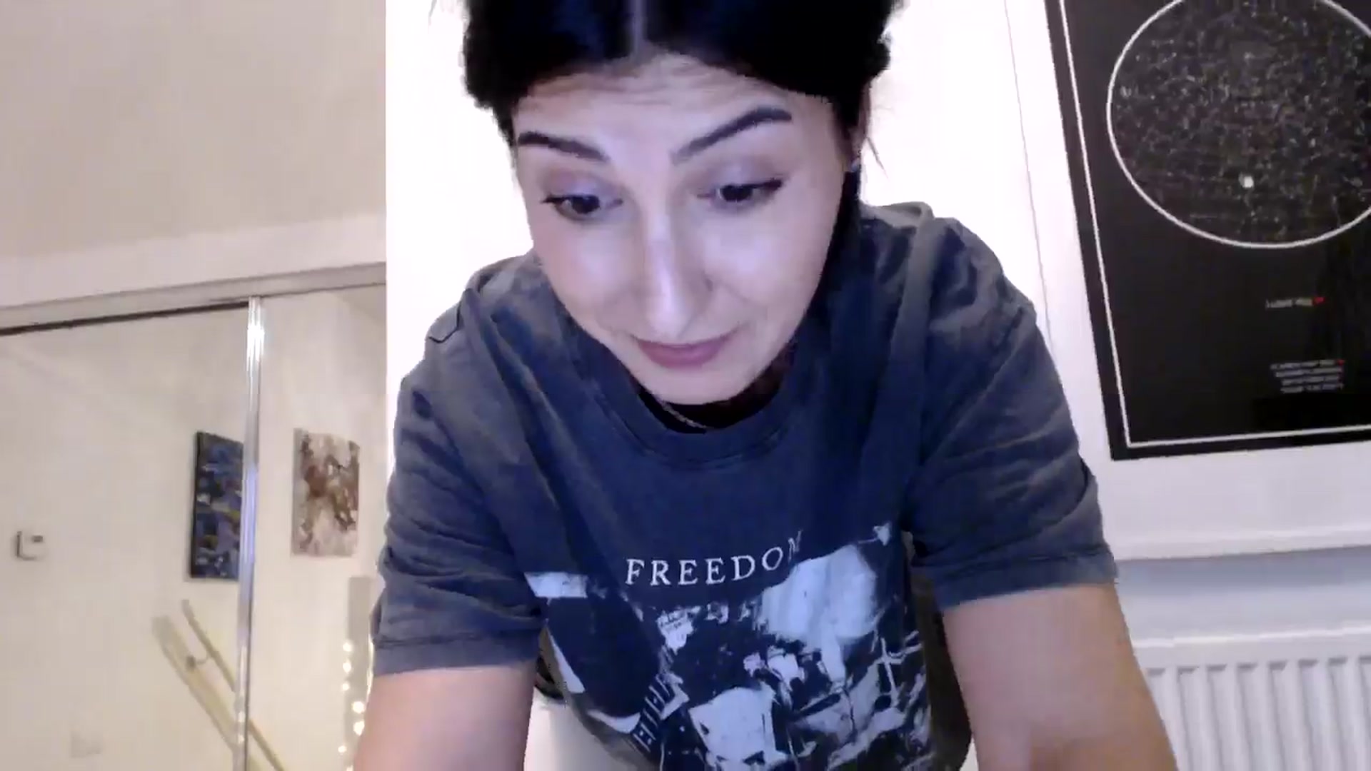 Gallery image thumbnail from LavIson's myfreecams stream on, 02/10/2025, 16:20 image 9 of 20