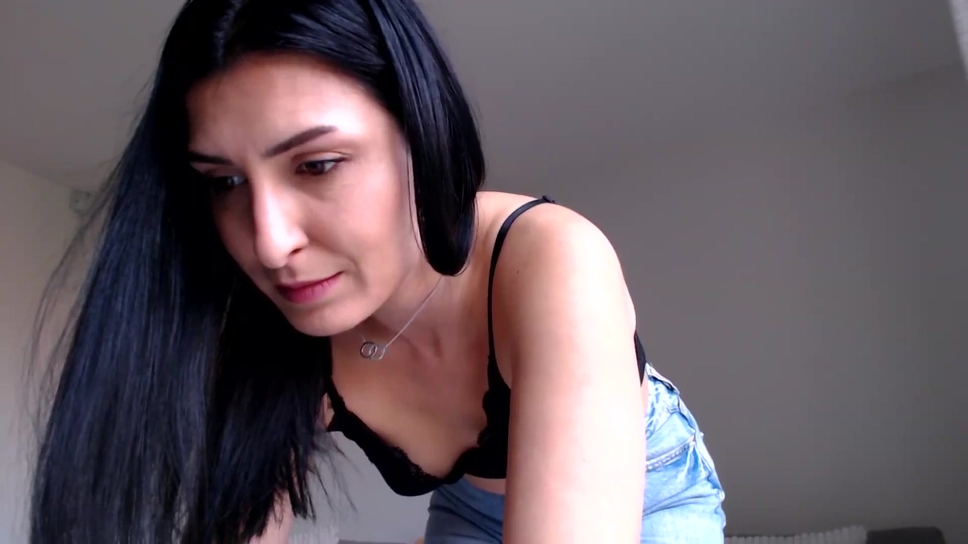 Gallery image thumbnail from LavIson's myfreecams stream on, 03/03/2025, 12:58 image 2 of 20