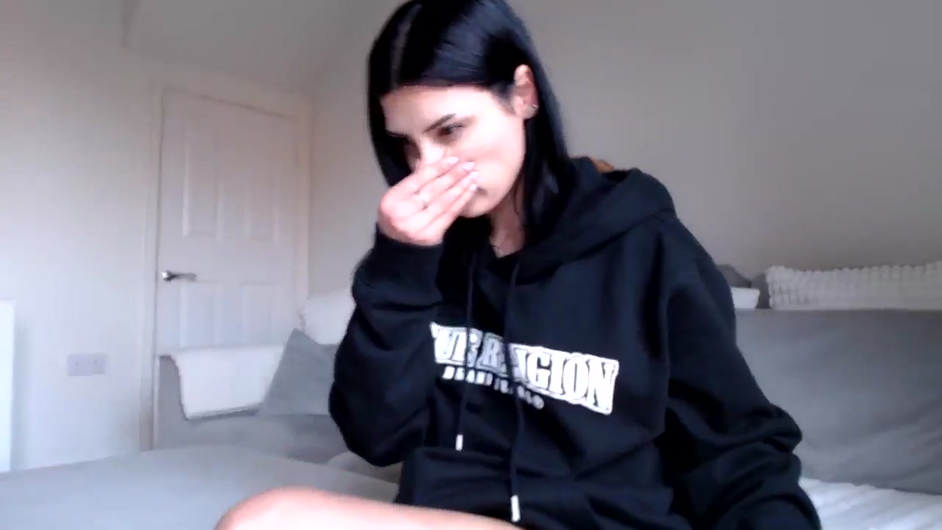 Gallery image thumbnail from LavIson's myfreecams stream on, 03/03/2025, 14:50 image 11 of 20