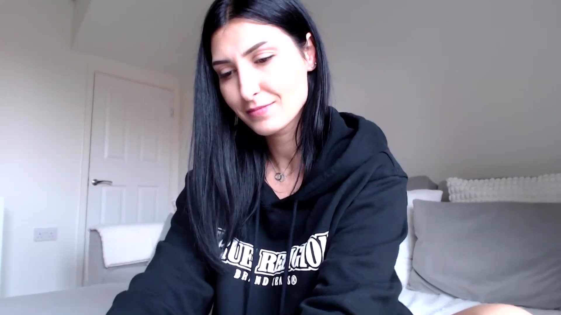 Gallery image thumbnail from LavIson's myfreecams stream on, 03/03/2025, 14:50 image 12 of 20
