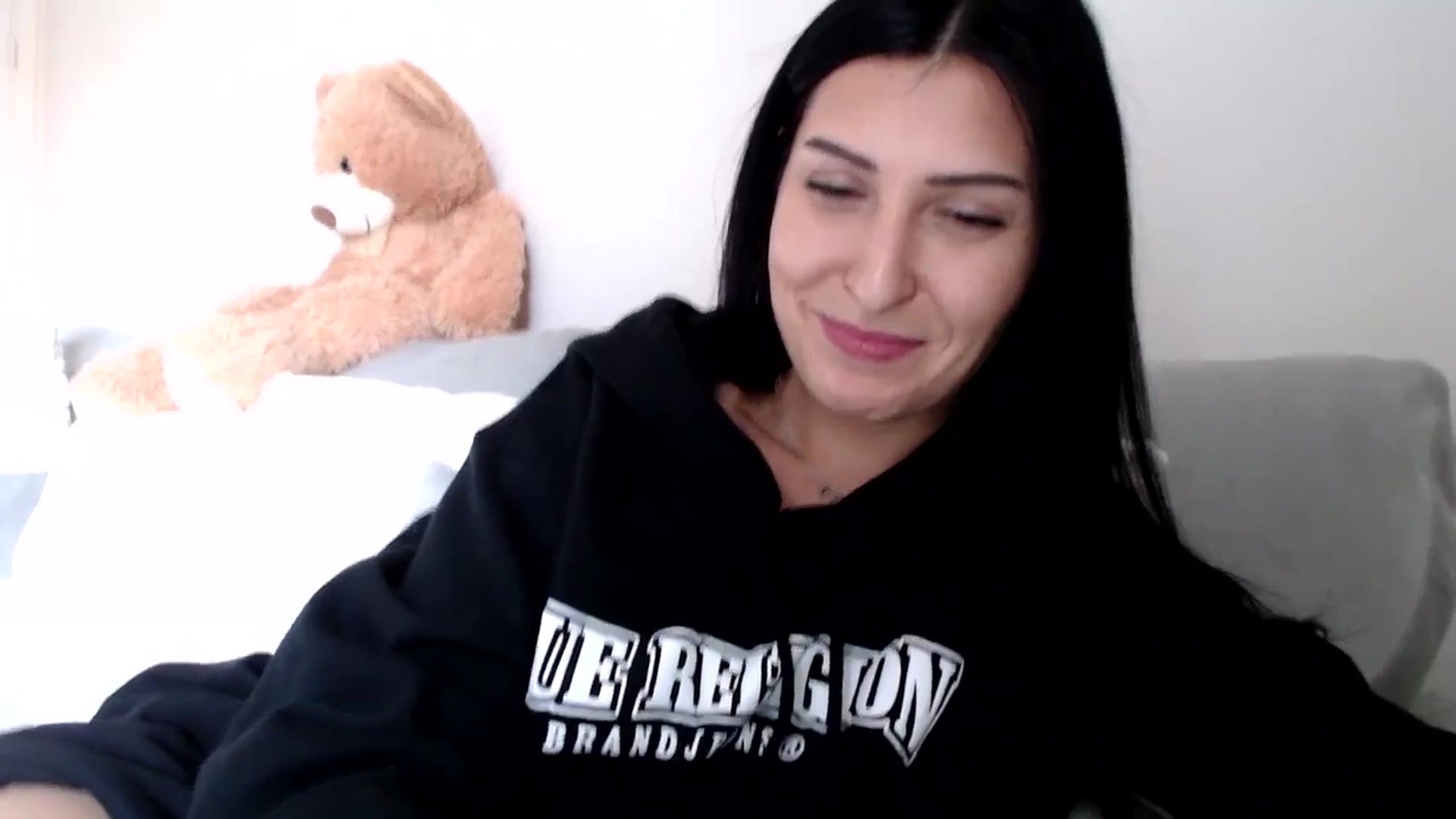 Gallery image thumbnail from LavIson's myfreecams stream on, 03/03/2025, 14:50 image 16 of 20
