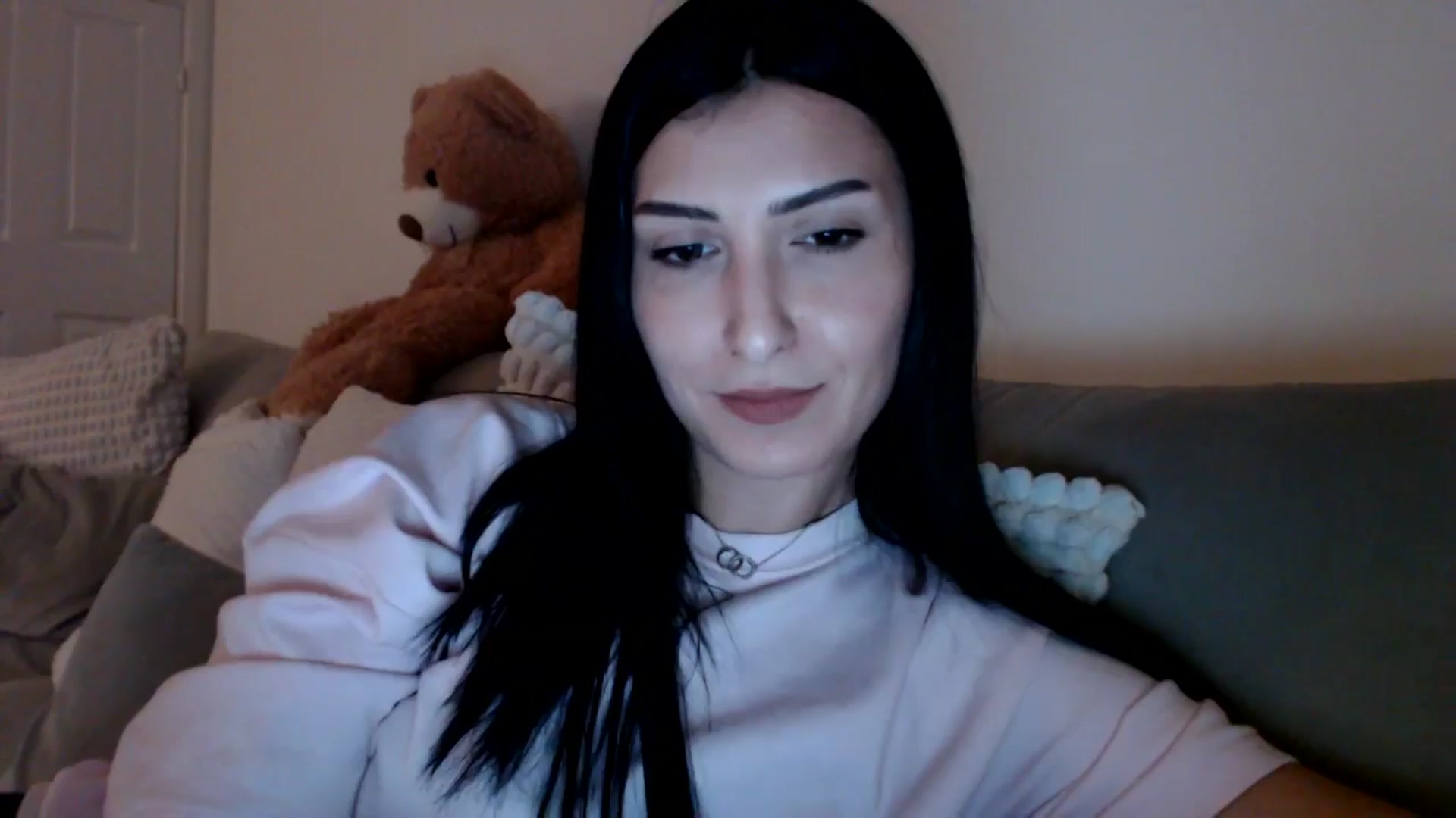 Gallery image thumbnail from LavIson's myfreecams stream on, 03/04/2025, 19:12 image 9 of 20