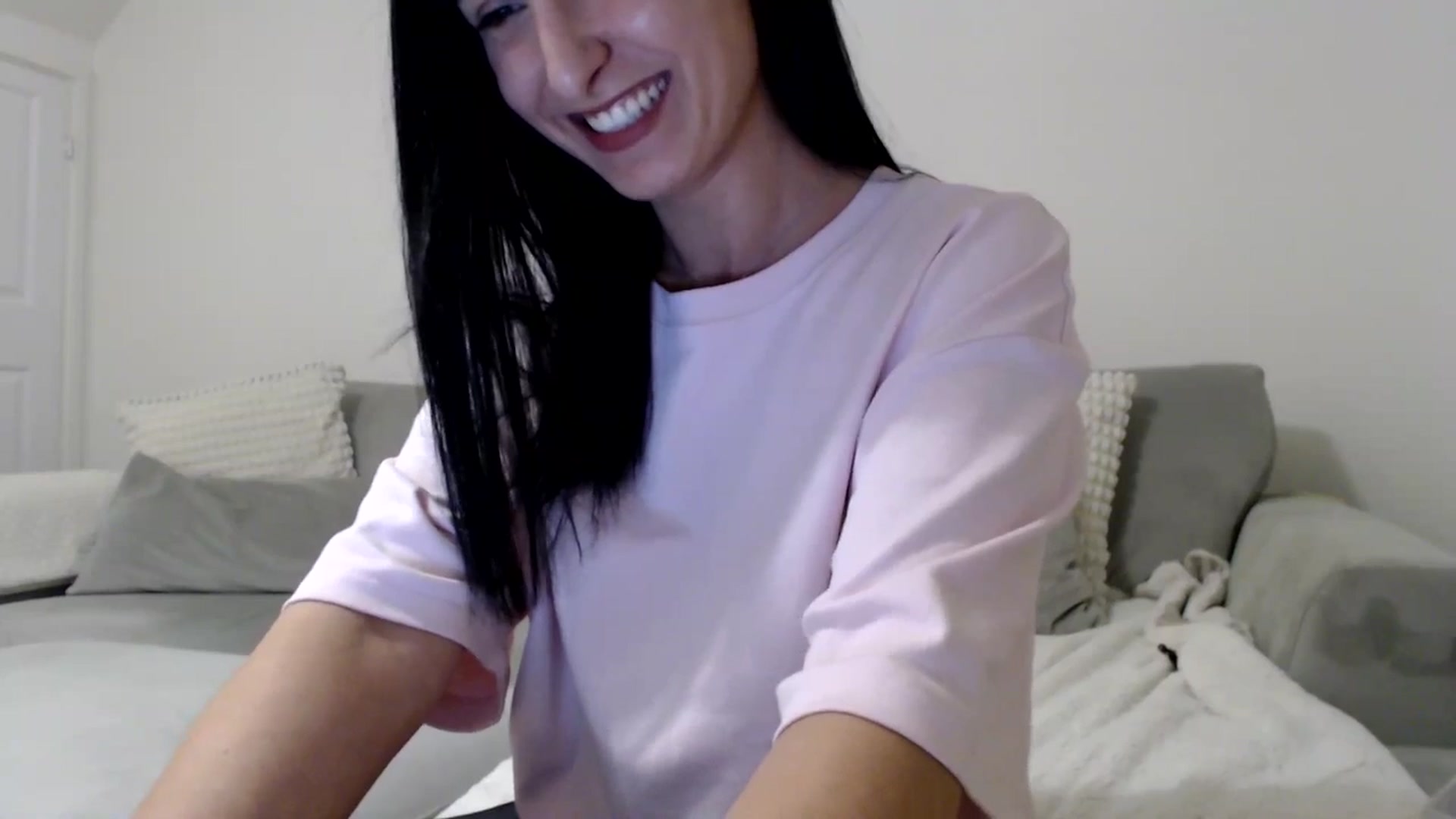 Gallery image thumbnail from LavIson's myfreecams stream on, 03/04/2025, 19:12 image 11 of 20