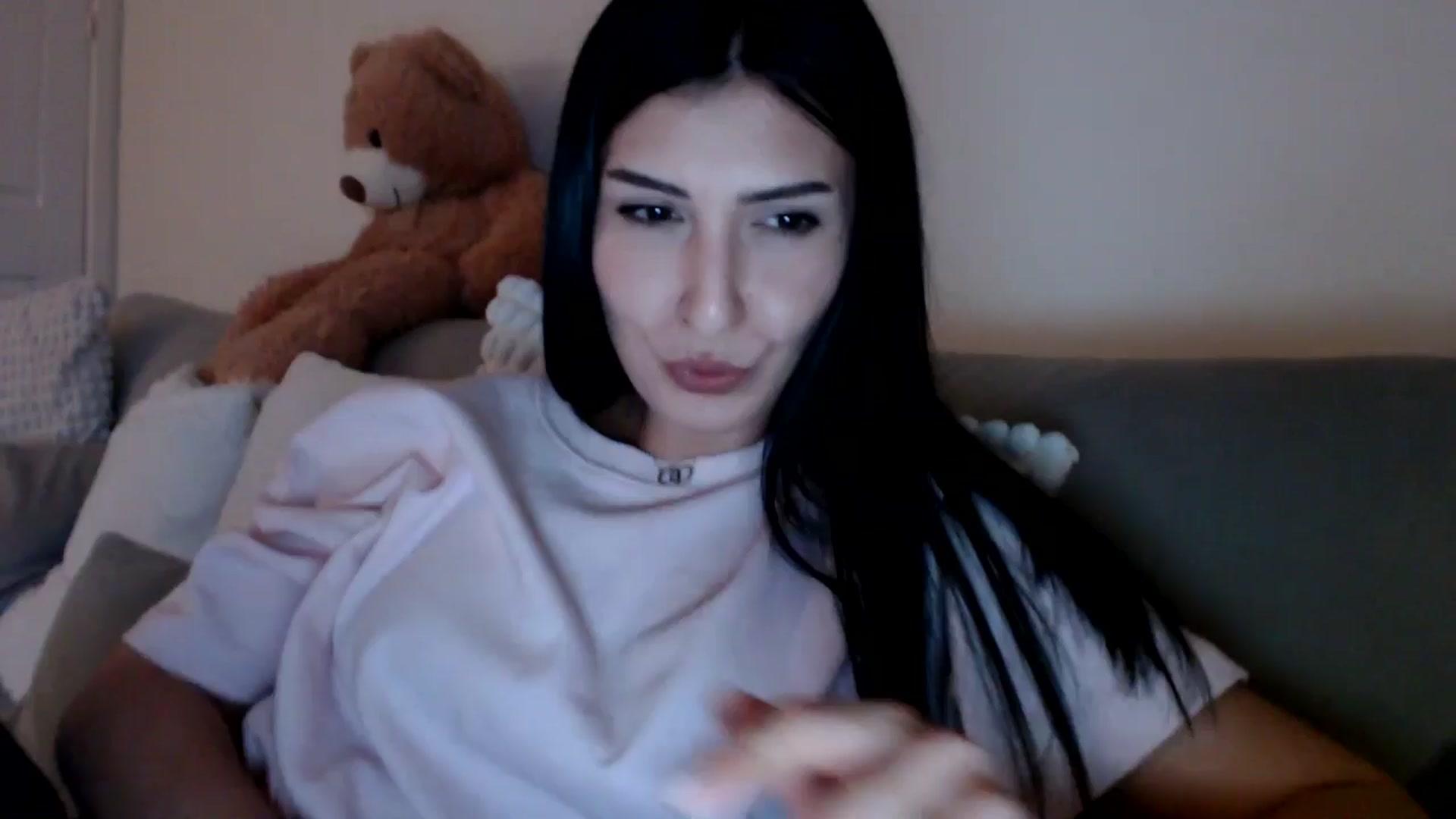 Gallery image thumbnail from LavIson's myfreecams stream on, 03/04/2025, 19:12 image 7 of 20
