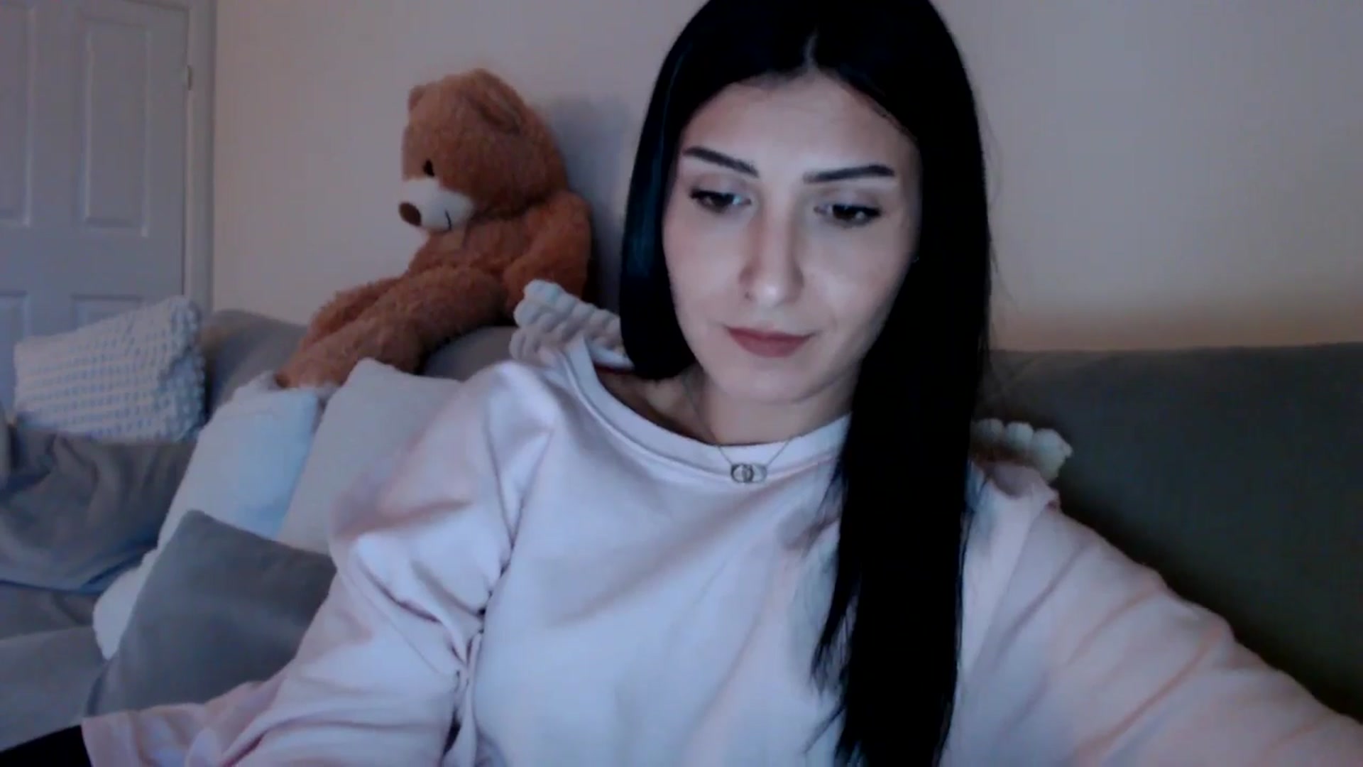Gallery image thumbnail from LavIson's myfreecams stream on, 03/04/2025, 19:12 image 6 of 20
