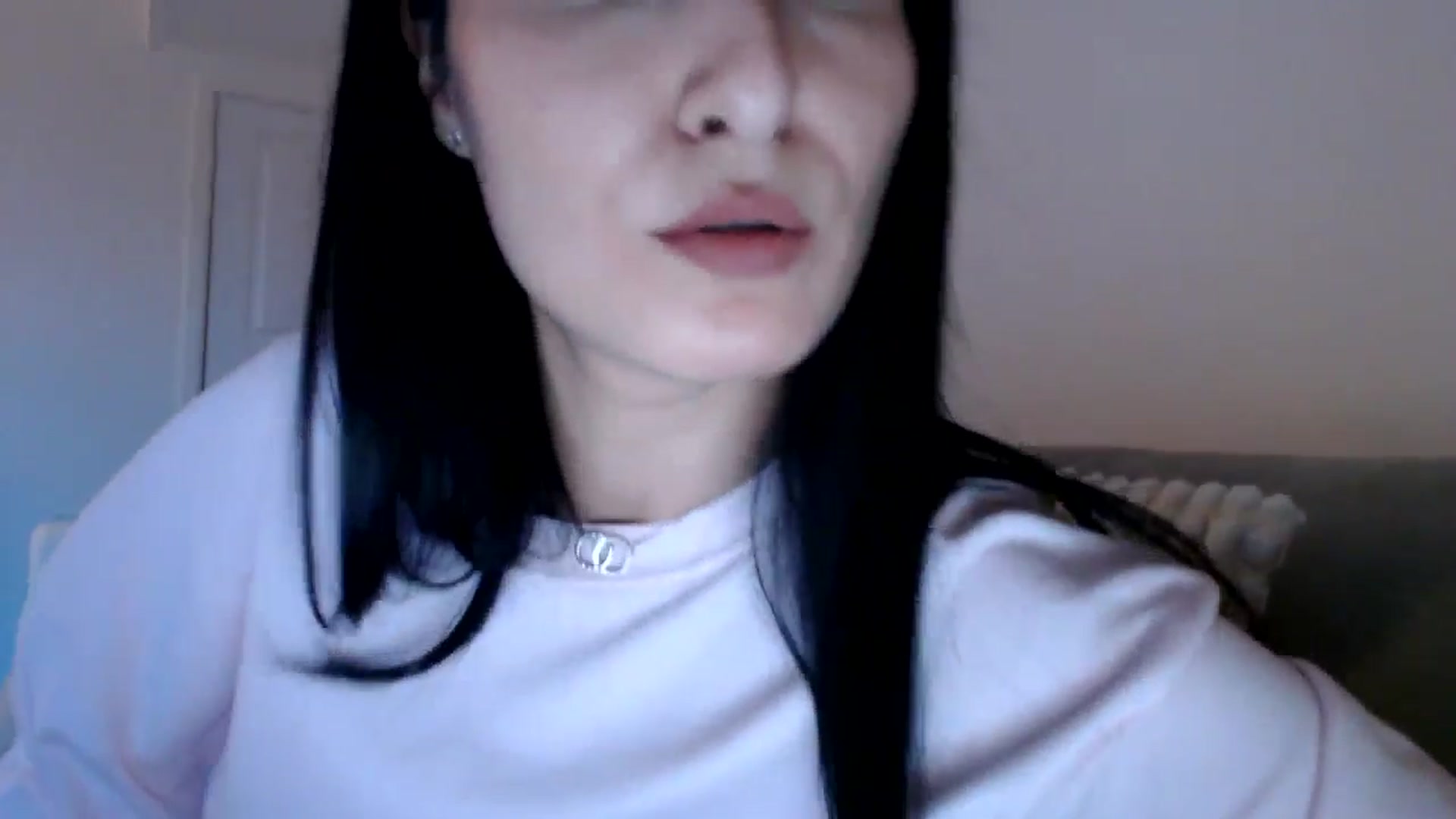 Gallery image thumbnail from LavIson's myfreecams stream on, 03/04/2025, 19:12 image 5 of 20
