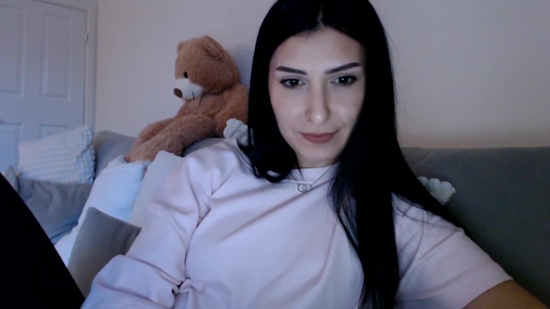 Gallery image thumbnail from LavIson's myfreecams stream on, 03/04/2025, 19:12 image 4 of 20