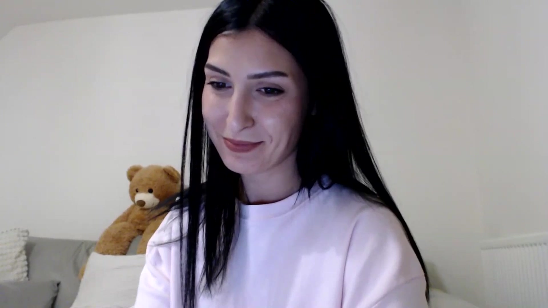 Gallery image thumbnail from LavIson's myfreecams stream on, 03/04/2025, 19:12 image 12 of 20