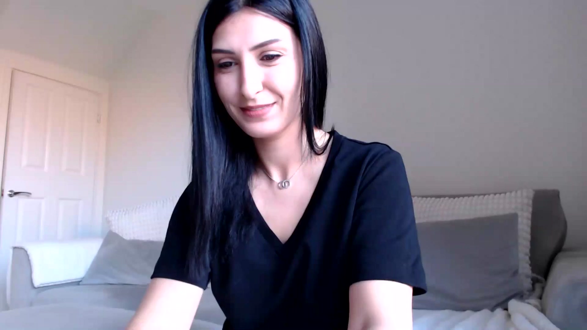 Gallery image thumbnail from LavIson's myfreecams stream on, 03/05/2025, 12:45 image 7 of 20
