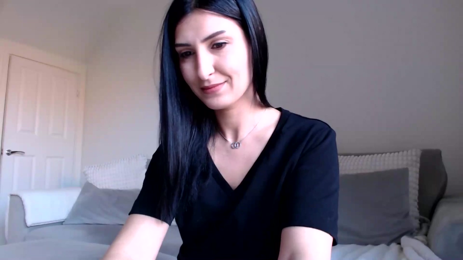 Gallery image thumbnail from LavIson's myfreecams stream on, 03/05/2025, 12:45 image 4 of 20