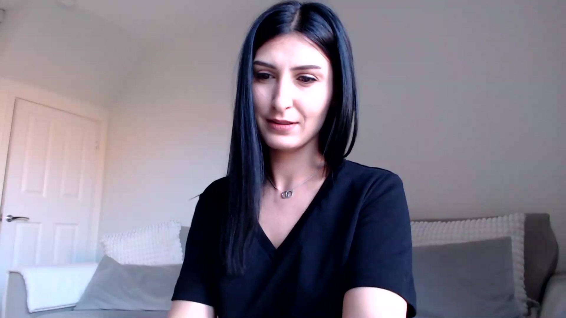 Gallery image thumbnail from LavIson's myfreecams stream on, 03/05/2025, 12:45 image 13 of 20