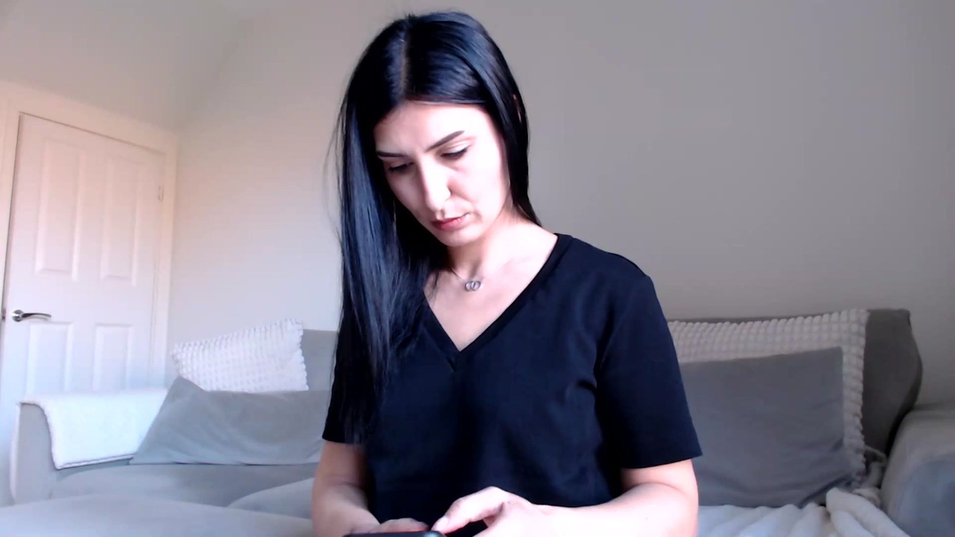 Gallery image thumbnail from LavIson's myfreecams stream on, 03/05/2025, 12:45 image 3 of 20