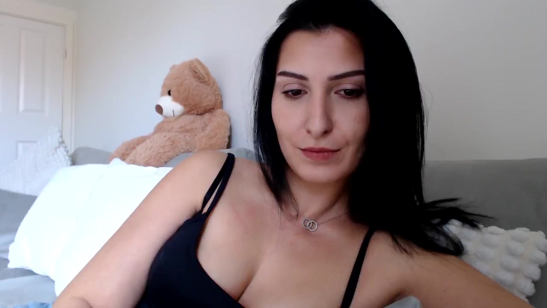 Gallery image thumbnail from LavIson's myfreecams stream on, 03/06/2025, 14:14 image 18 of 20