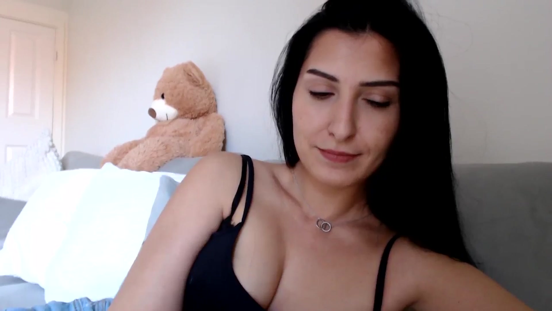 Gallery image thumbnail from LavIson's myfreecams stream on, 03/06/2025, 14:14 image 13 of 20