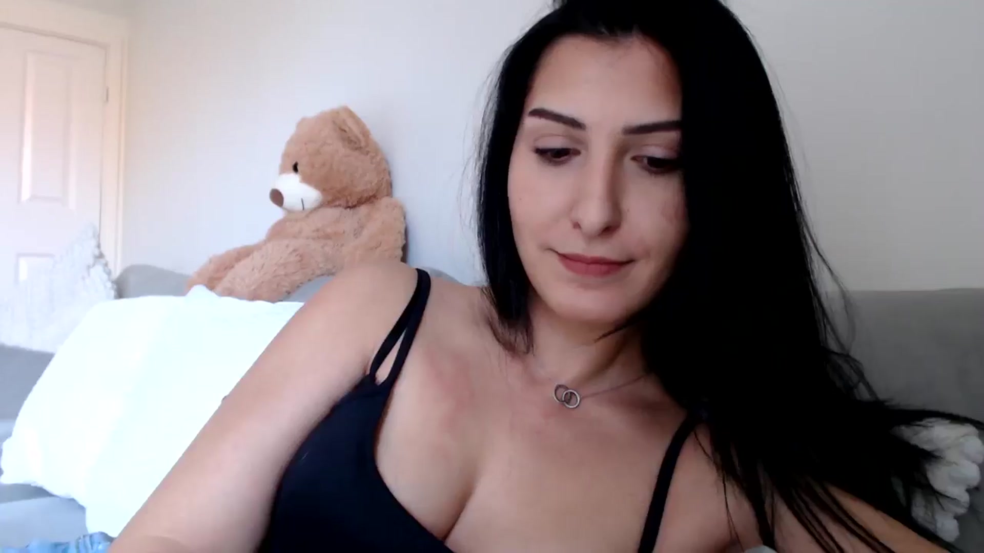 Gallery image thumbnail from LavIson's myfreecams stream on, 03/06/2025, 14:14 image 16 of 20