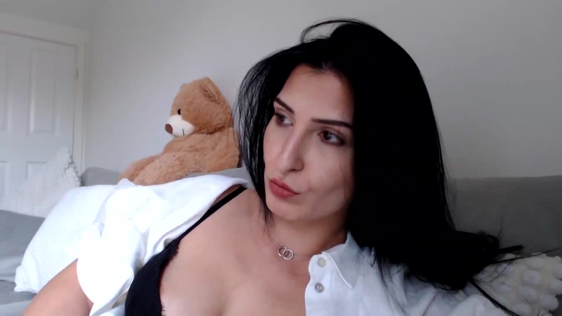 Gallery image thumbnail from LavIson's myfreecams stream on, 03/06/2025, 15:06 image 19 of 20