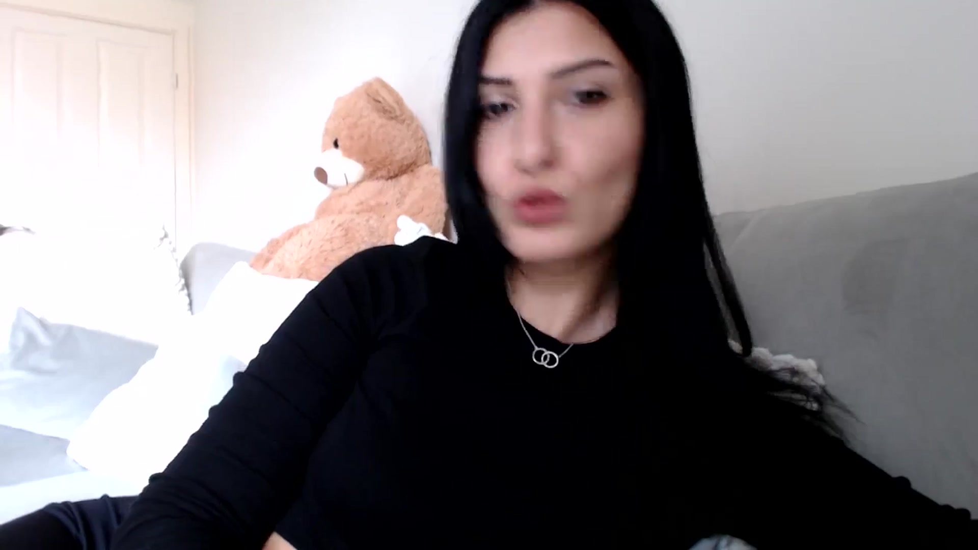 Gallery image thumbnail from LavIson's myfreecams stream on, 03/07/2025, 12:48 image 6 of 20