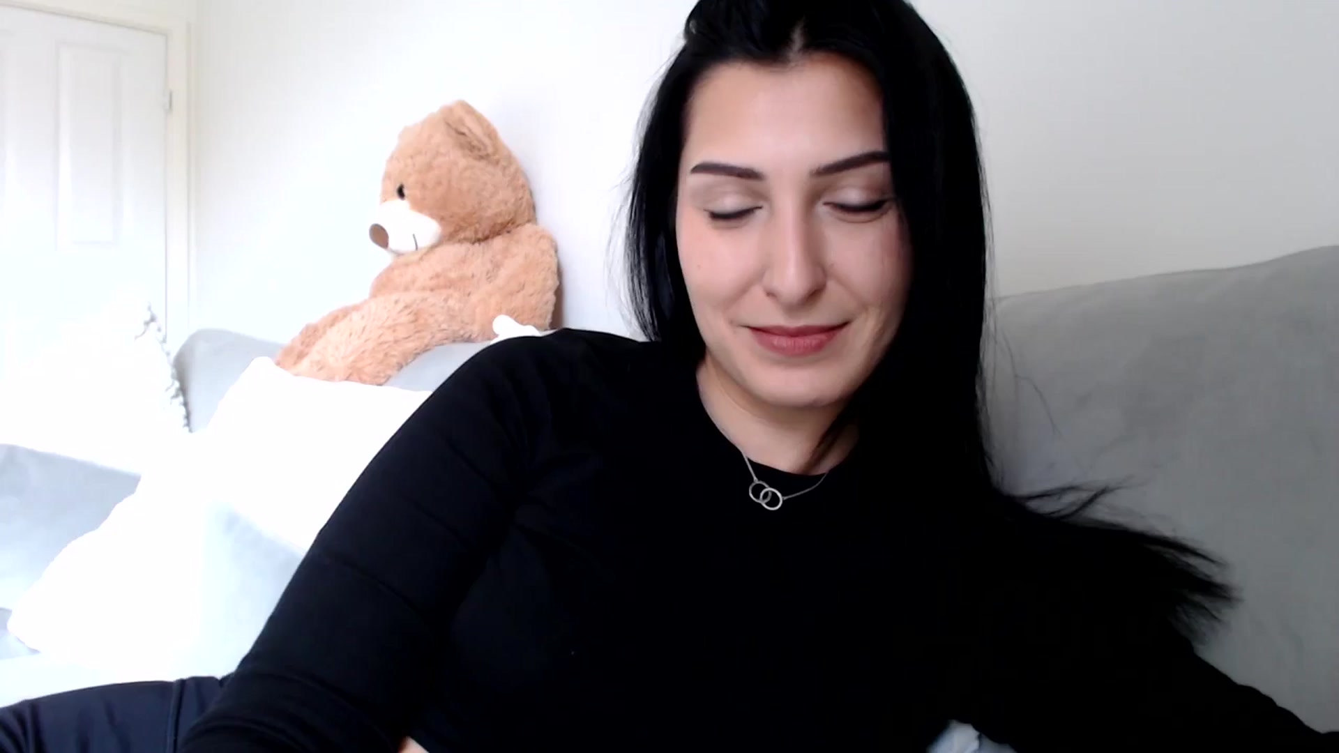 Gallery image thumbnail from LavIson's myfreecams stream on, 03/07/2025, 12:48 image 19 of 20