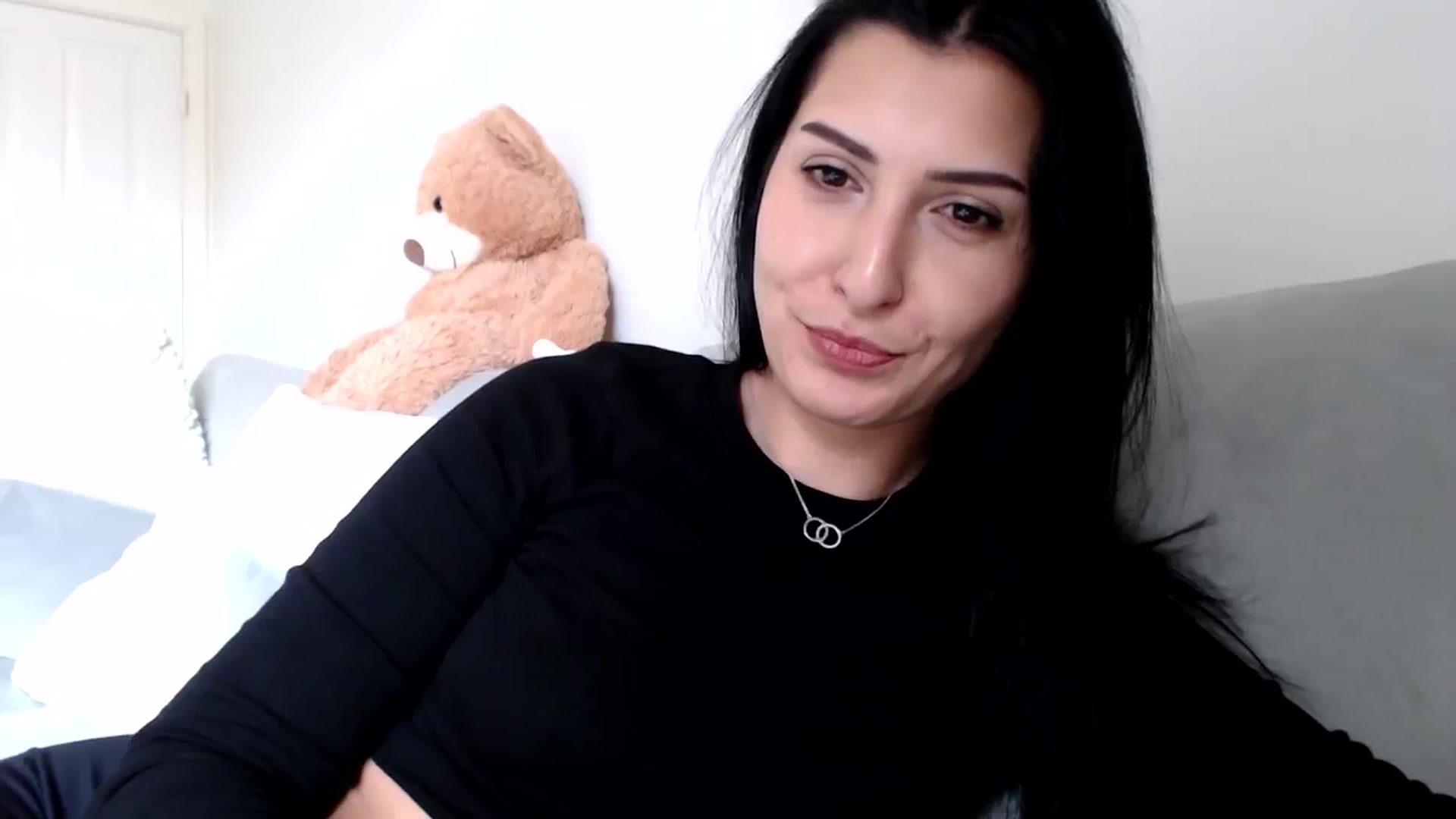 Gallery image thumbnail from LavIson's myfreecams stream on, 03/07/2025, 12:48 image 18 of 20