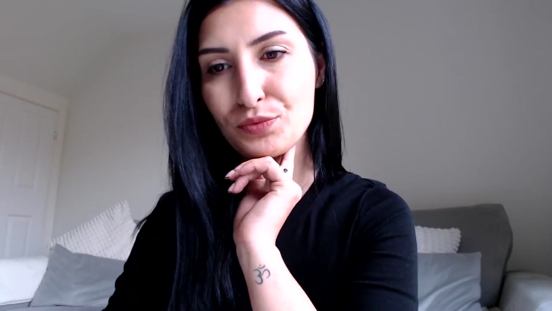 Gallery image thumbnail from LavIson's myfreecams stream on, 03/07/2025, 14:29 image 3 of 20