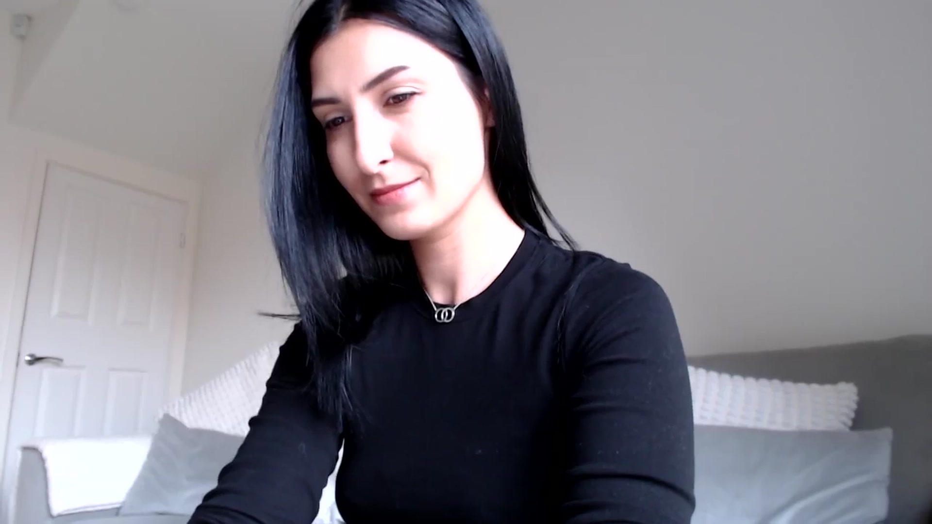 Gallery image thumbnail from LavIson's myfreecams stream on, 03/07/2025, 14:29 image 8 of 20