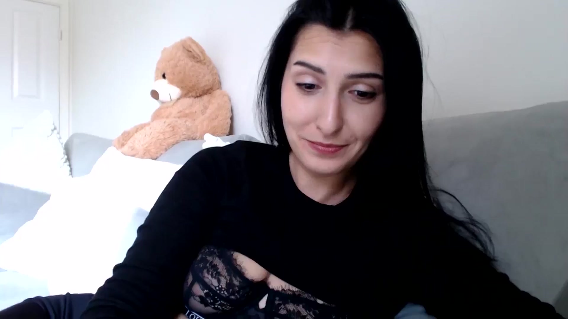 Gallery image thumbnail from LavIson's myfreecams stream on, 03/07/2025, 14:29 image 18 of 20