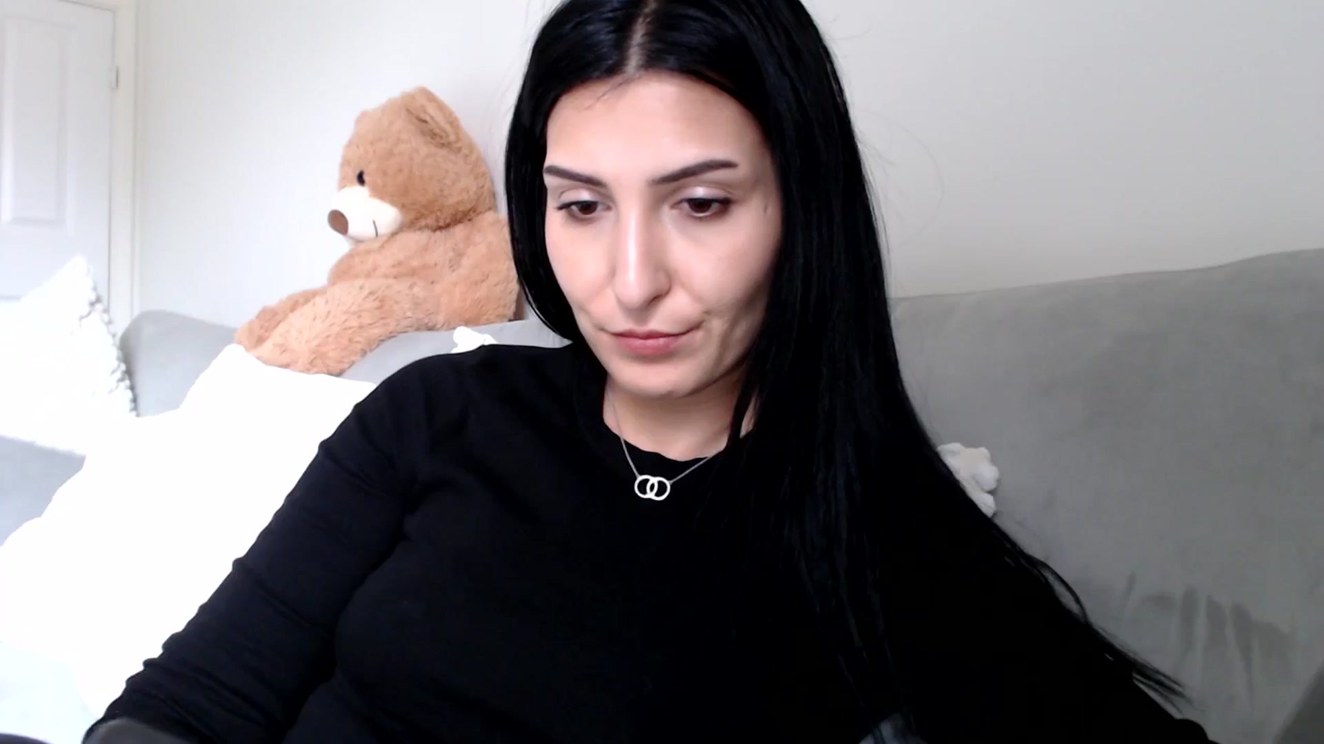 Gallery image thumbnail from LavIson's myfreecams stream on, 03/07/2025, 14:53 image 10 of 20