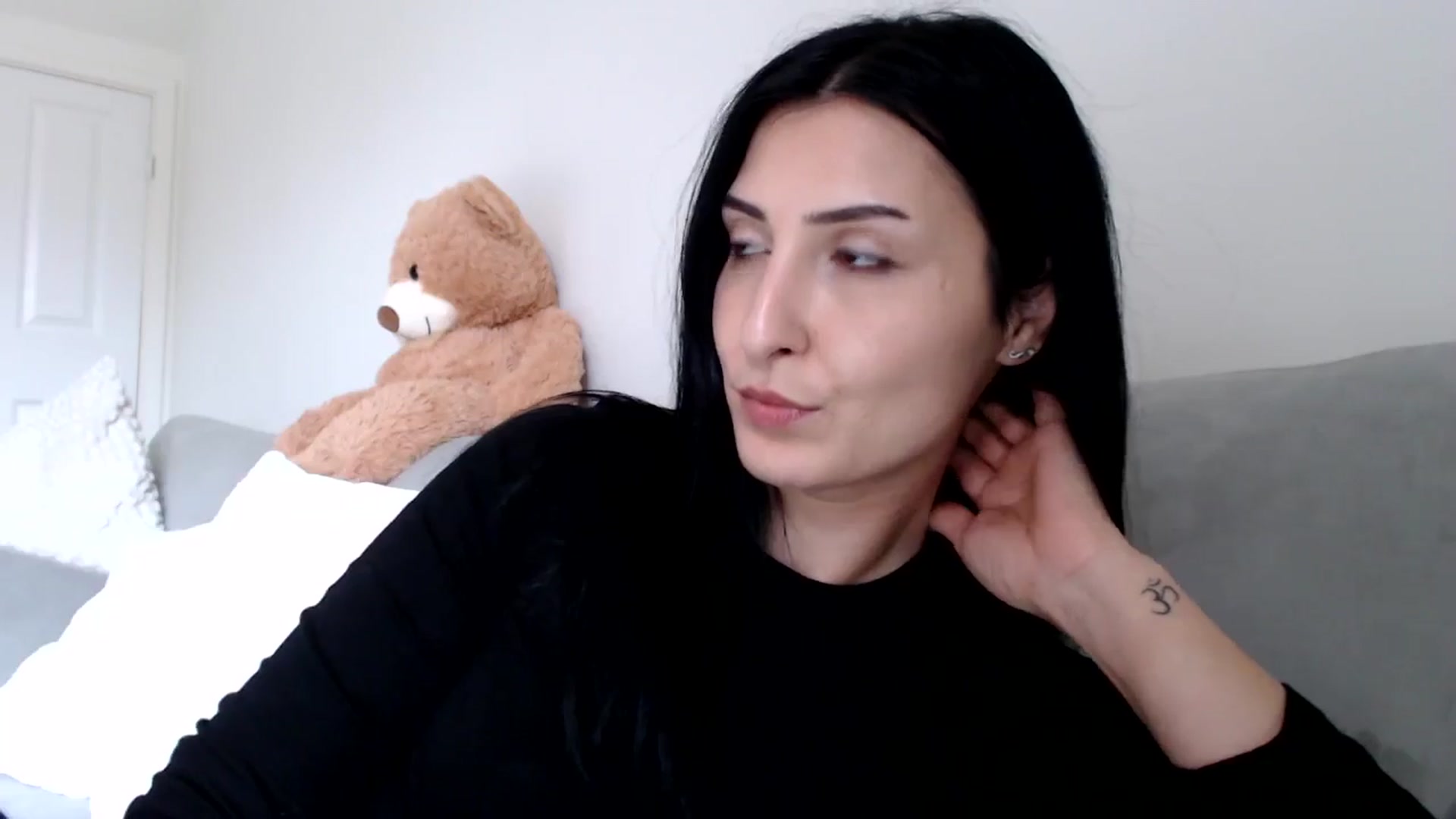 Gallery image thumbnail from LavIson's myfreecams stream on, 03/07/2025, 14:53 image 4 of 20