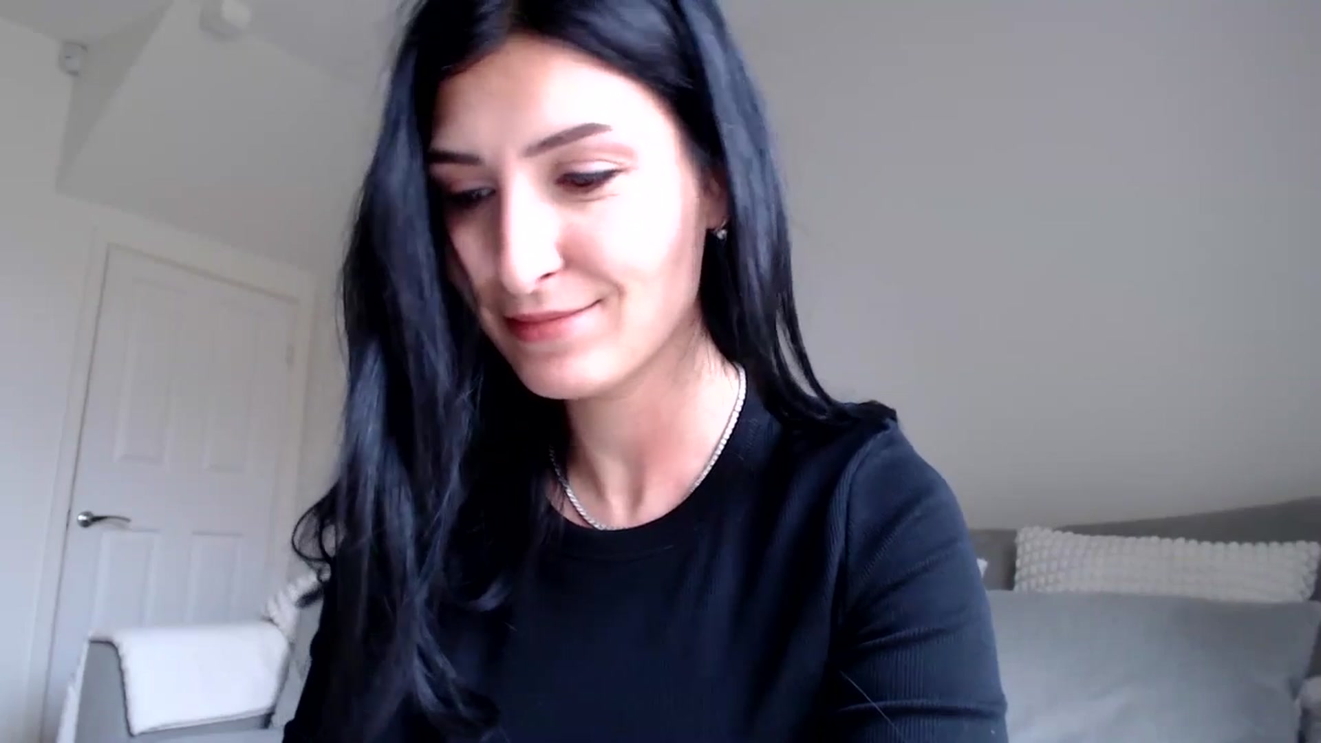 Gallery image thumbnail from LavIson's myfreecams stream on, 03/12/2025, 12:35 image 10 of 20