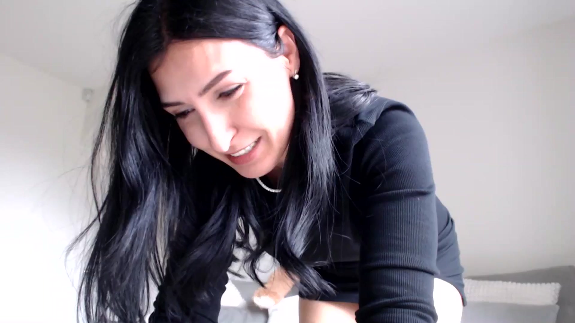 Gallery image thumbnail from LavIson's myfreecams stream on, 03/12/2025, 12:35 image 15 of 20