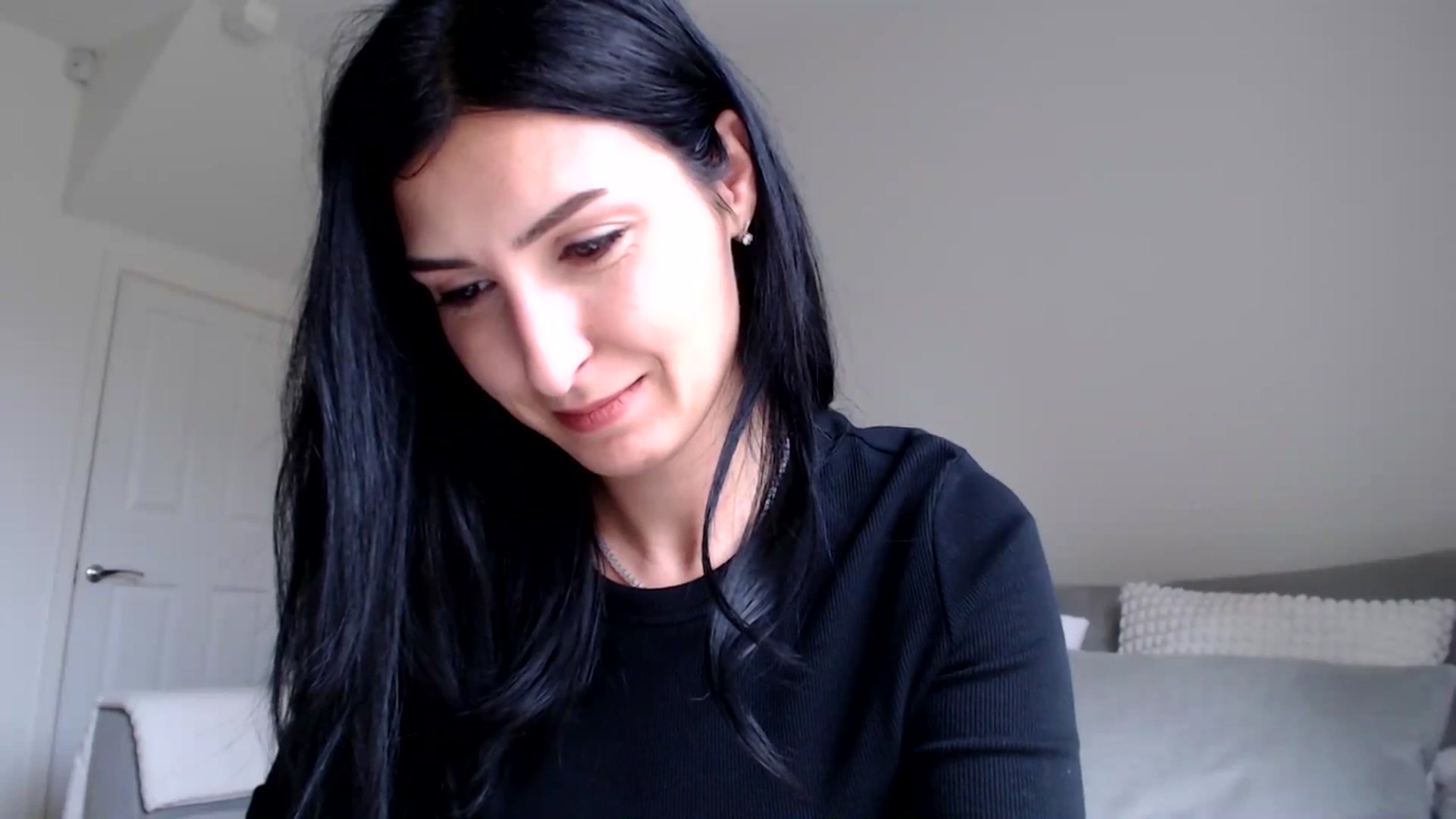 Gallery image thumbnail from LavIson's myfreecams stream on, 03/12/2025, 12:35 image 12 of 20