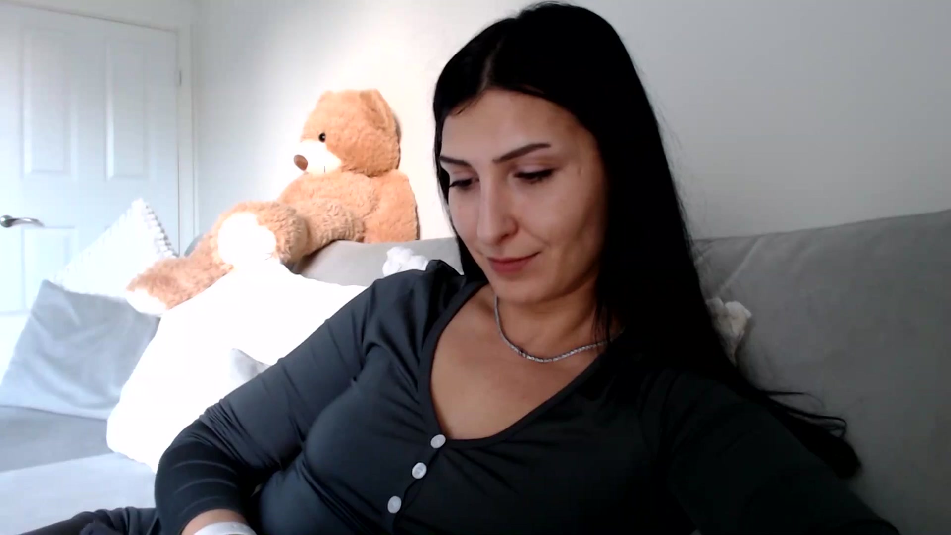 Gallery image thumbnail from LavIson's myfreecams stream on, 03/12/2025, 14:48 image 16 of 20