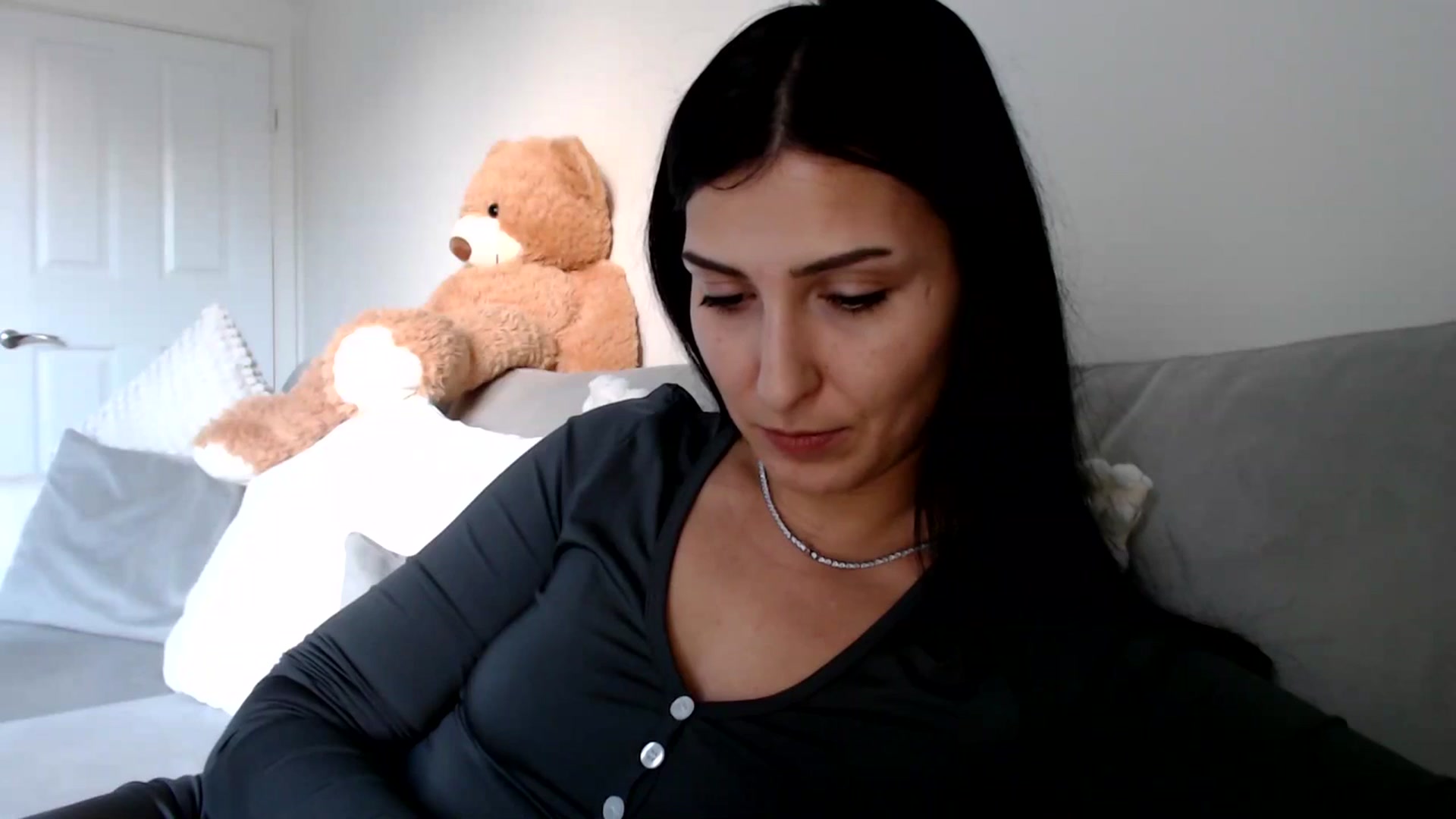 Gallery image thumbnail from LavIson's myfreecams stream on, 03/12/2025, 14:48 image 18 of 20