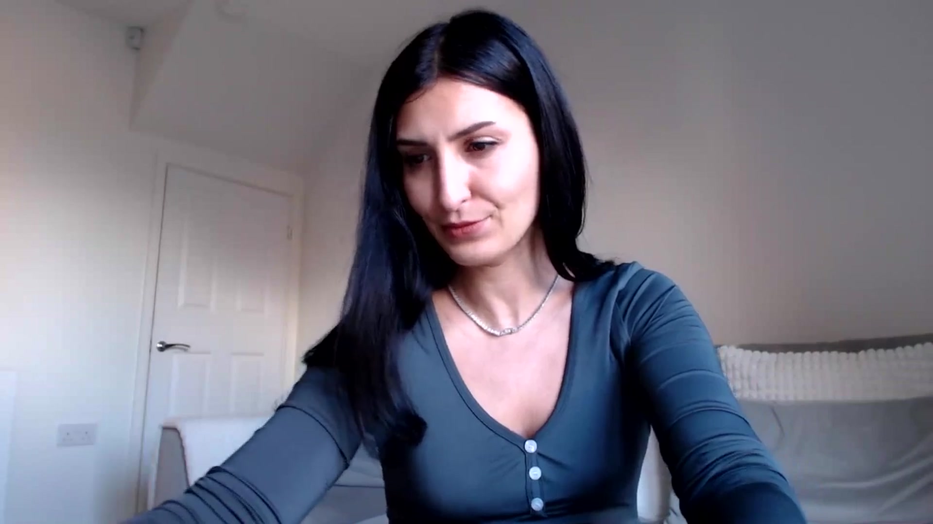 Gallery image thumbnail from LavIson's myfreecams stream on, 03/12/2025, 15:36 image 2 of 20