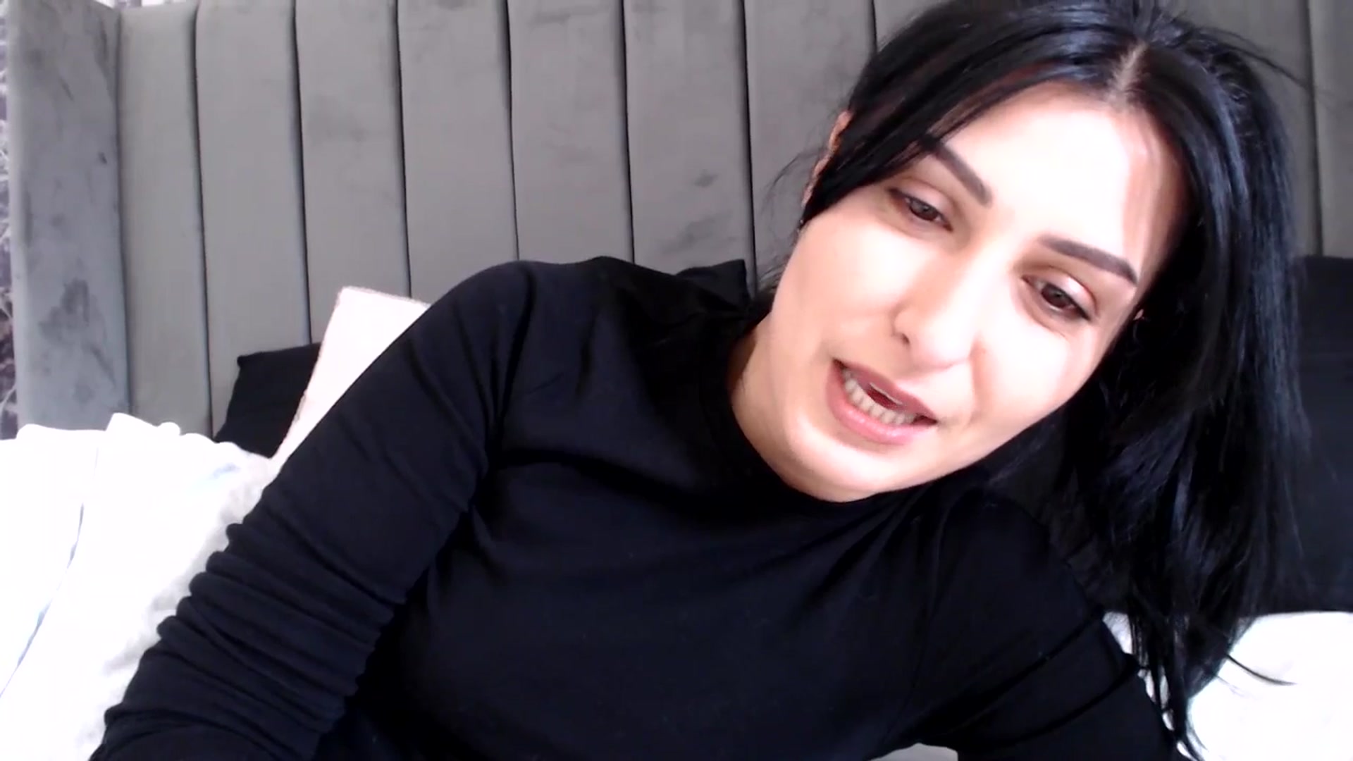 Gallery image thumbnail from LavIson's myfreecams stream on, 03/13/2025, 11:44 image 12 of 20