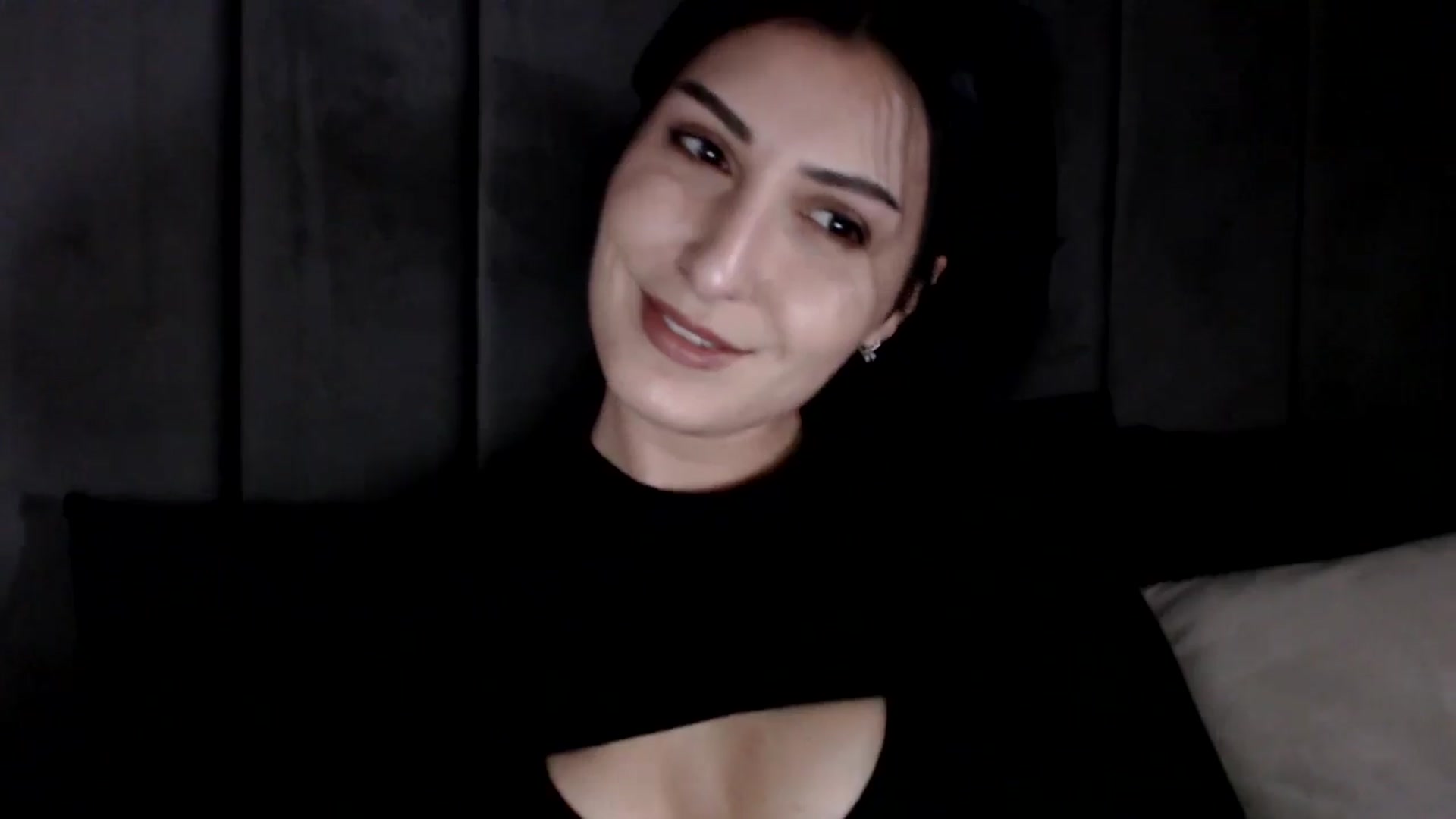 Gallery image thumbnail from LavIson's myfreecams stream on, 03/13/2025, 11:44 image 9 of 20