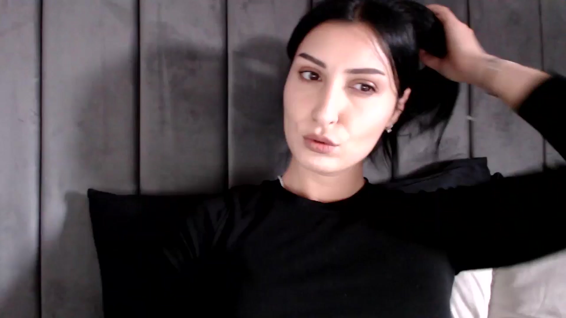 Gallery image thumbnail from LavIson's myfreecams stream on, 03/13/2025, 11:44 image 1 of 20