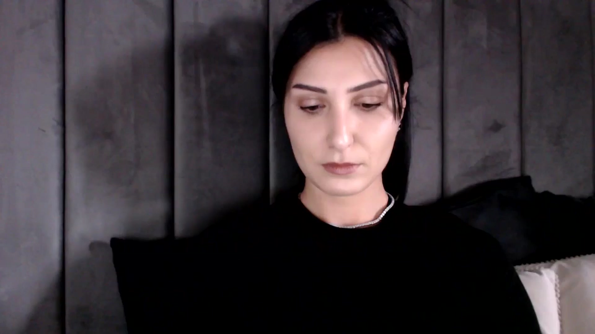 Gallery image thumbnail from LavIson's myfreecams stream on, 03/13/2025, 11:44 image 7 of 20