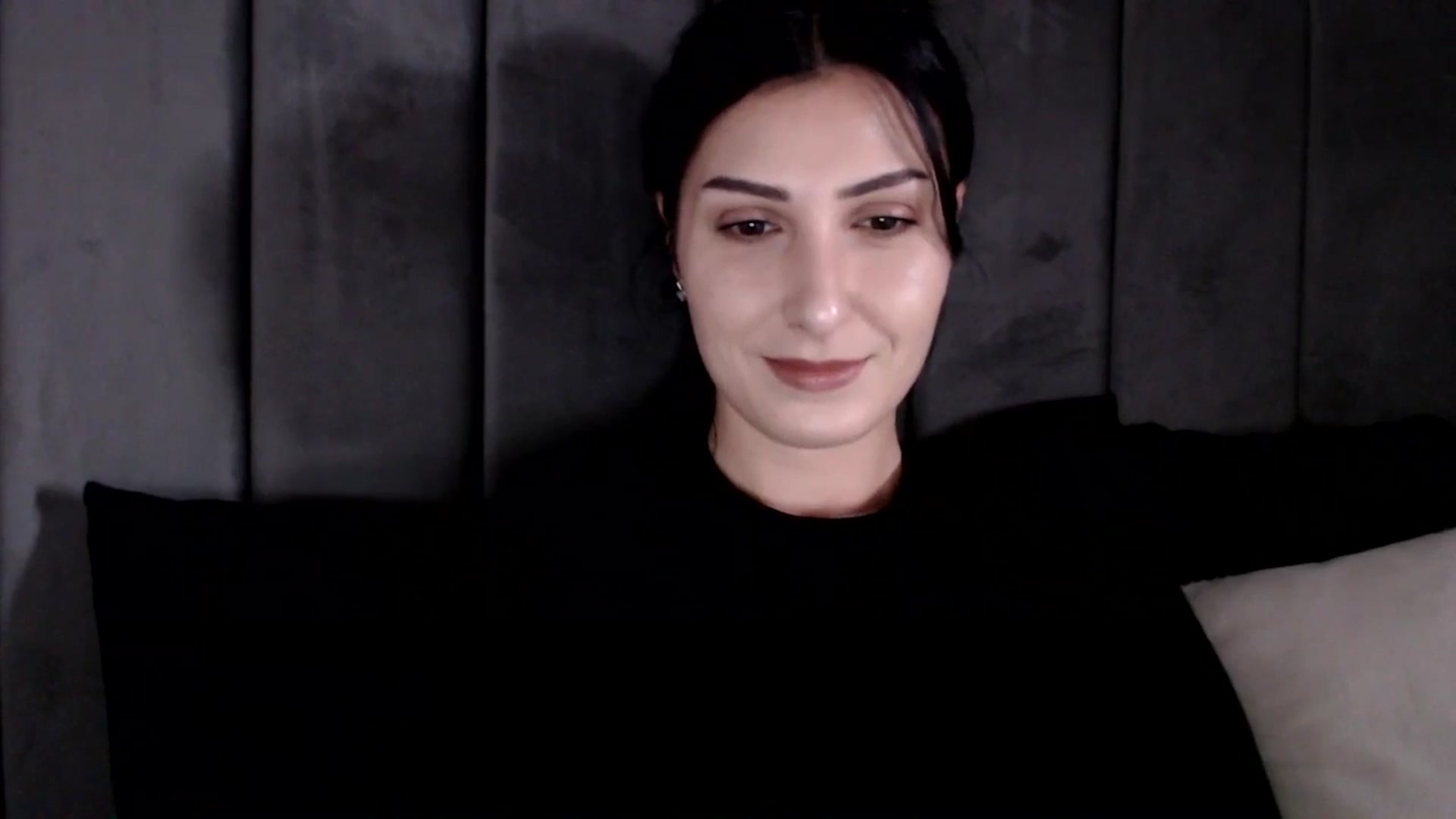 Gallery image thumbnail from LavIson's myfreecams stream on, 03/13/2025, 11:44 image 8 of 20