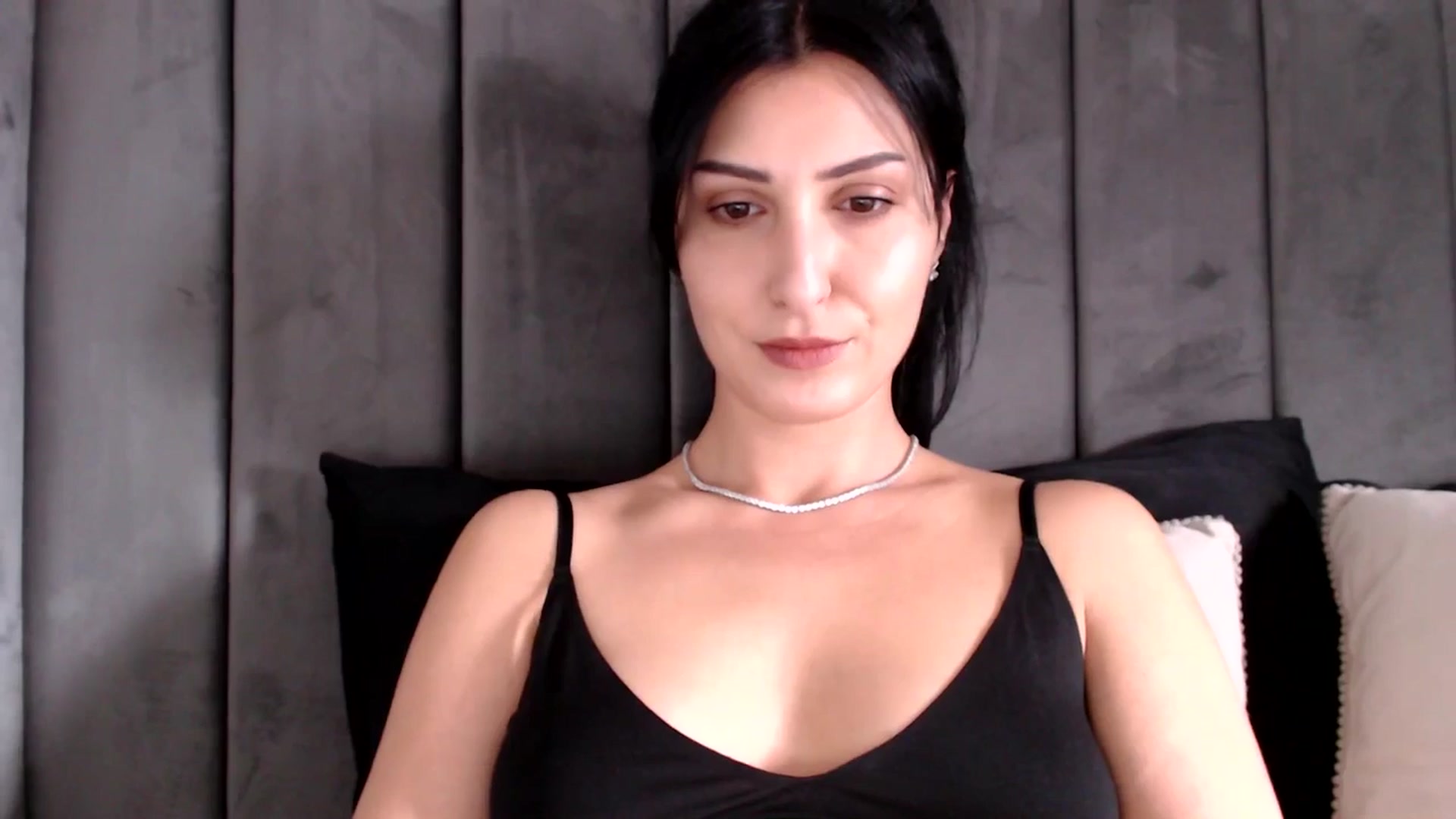 Gallery image thumbnail from LavIson's myfreecams stream on, 03/13/2025, 12:07 image 11 of 20